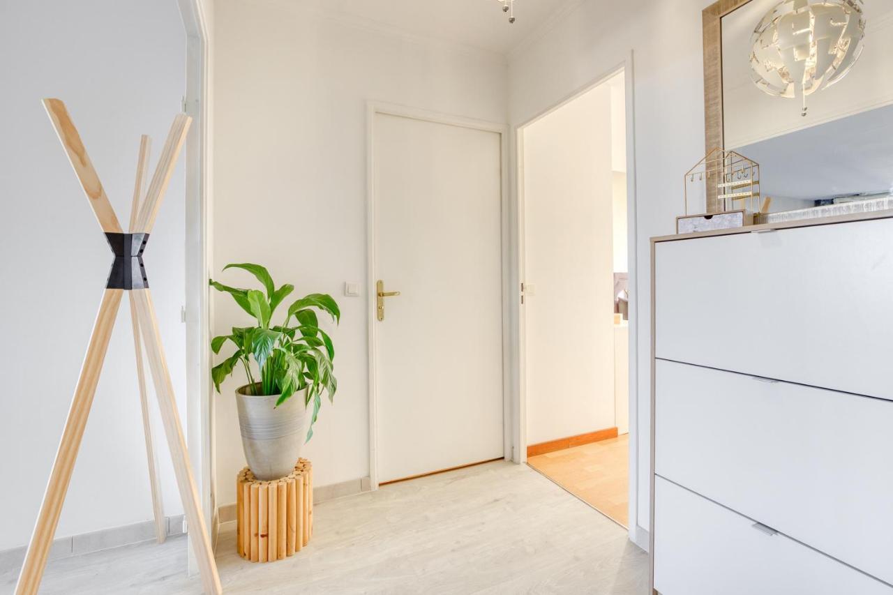 Escale De L'yvette - 50m2 Cosy, Balcony & Parking Apartment *